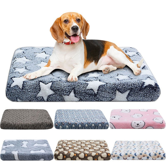 Cozy Cartoon Dog Bed with Stars and Hearts Design